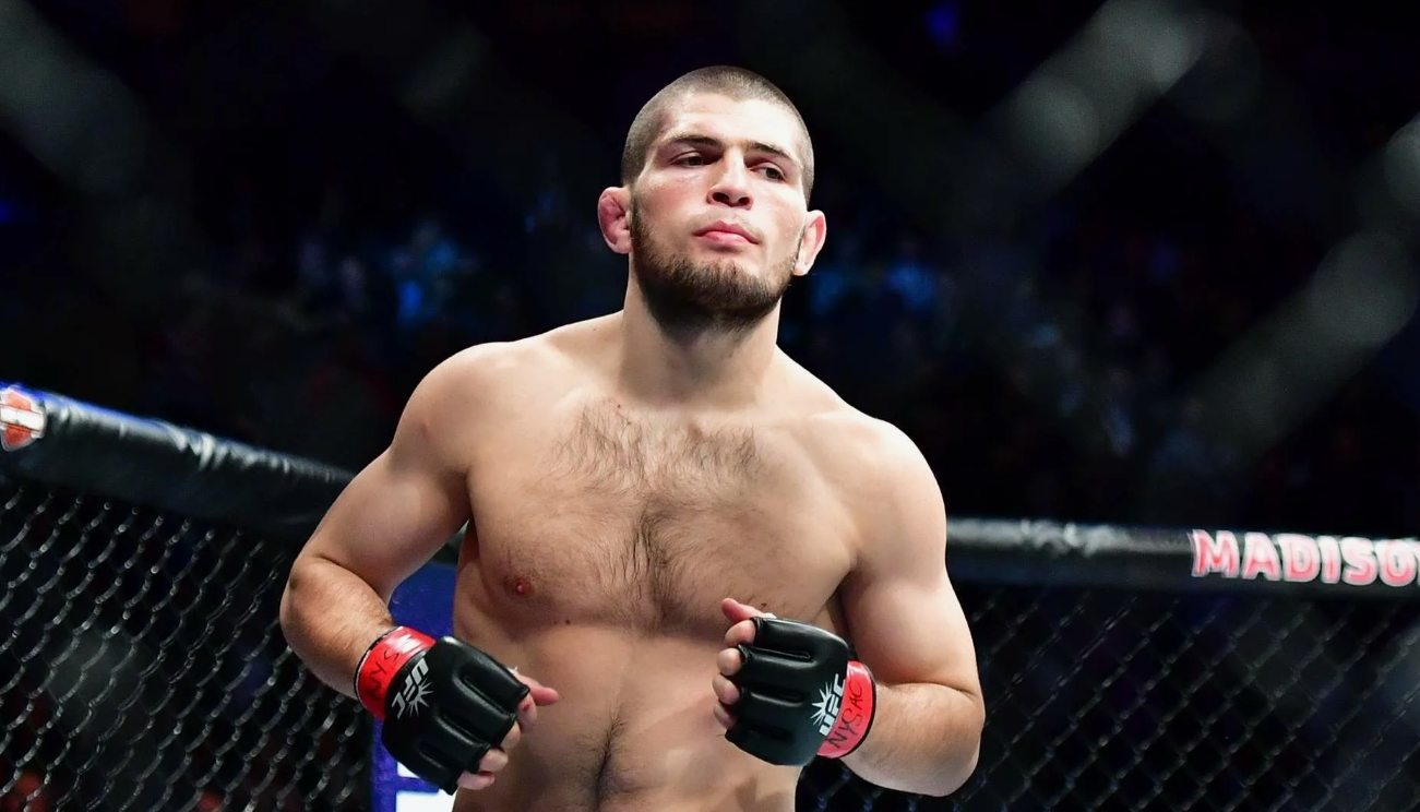 Khabib Nurmagomedov na své cestě stát se skvělým trenérem pokračuje v tom