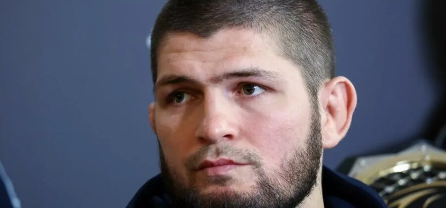 Khabib Nurmagomedov předpověděl: proč se boj mezi Usmanem a Hughesem stal skutečnou válkou