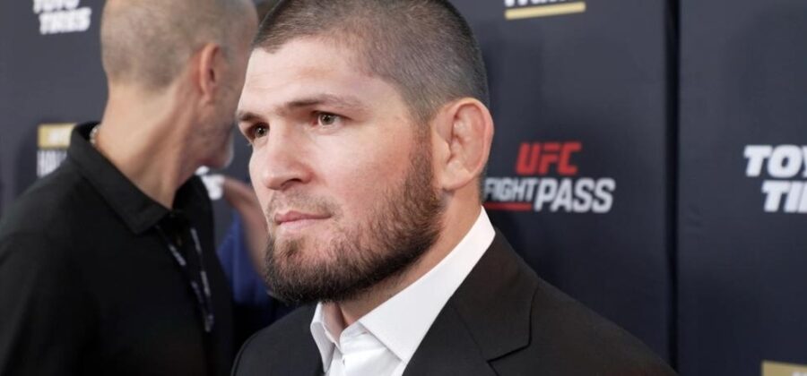 Khabib Nurmagomedov oficiálně oznamuje svůj odchod z MMA – konec éry pro neporaženého šampiona