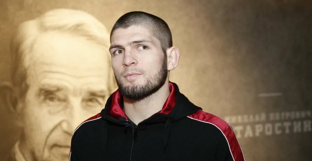 Khabib nabídl Dustinu Poirierovi ideálního soupeře pro boj