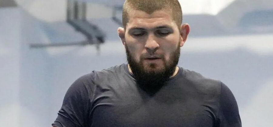 Khabib Nurmagomedov reaguje na odchod Askara Askarova z UFC: „Někdy je síla odejít“