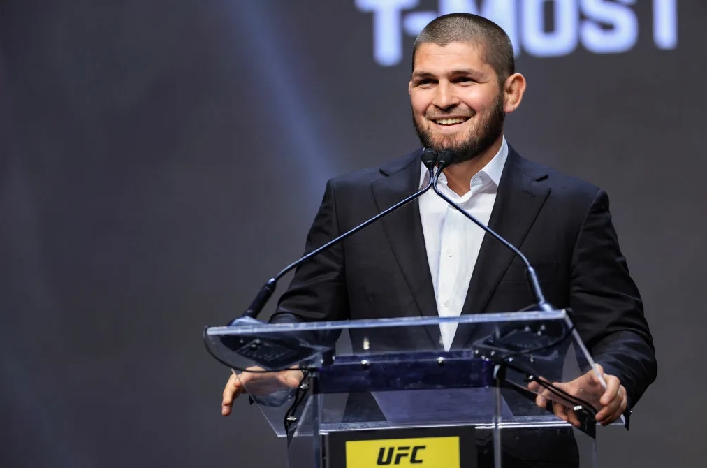 Khabib vysvětluje, proč se nepovažuje za nejlepšího bojovníka