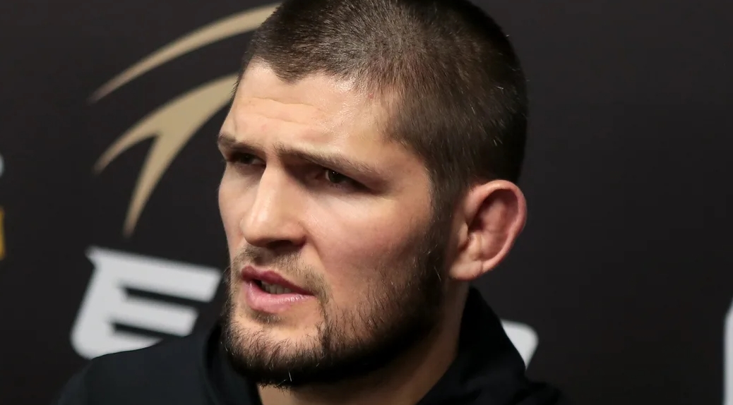 Koho Khabib nazval „bestií“ a nejlepším v pérové váze