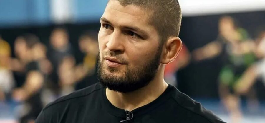 Chabib Nurmagomedov byl vyhozen z letadla: co se stalo a proč se to stalo globální zprávou