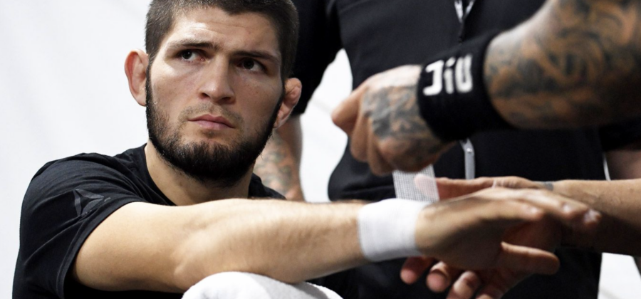 „Venku na čerstvém vzduchu“ – Khabib sdílí fotky z tréninku